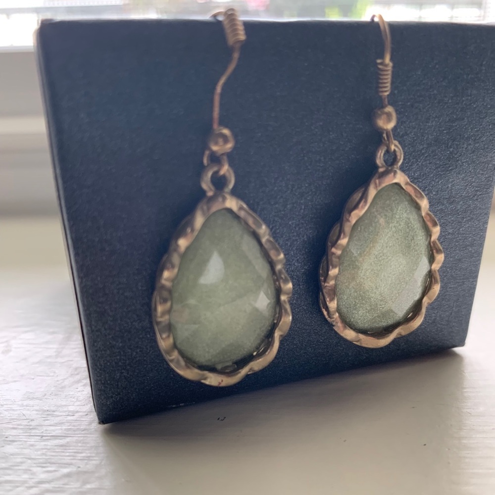 Drop earrings- light green and gold